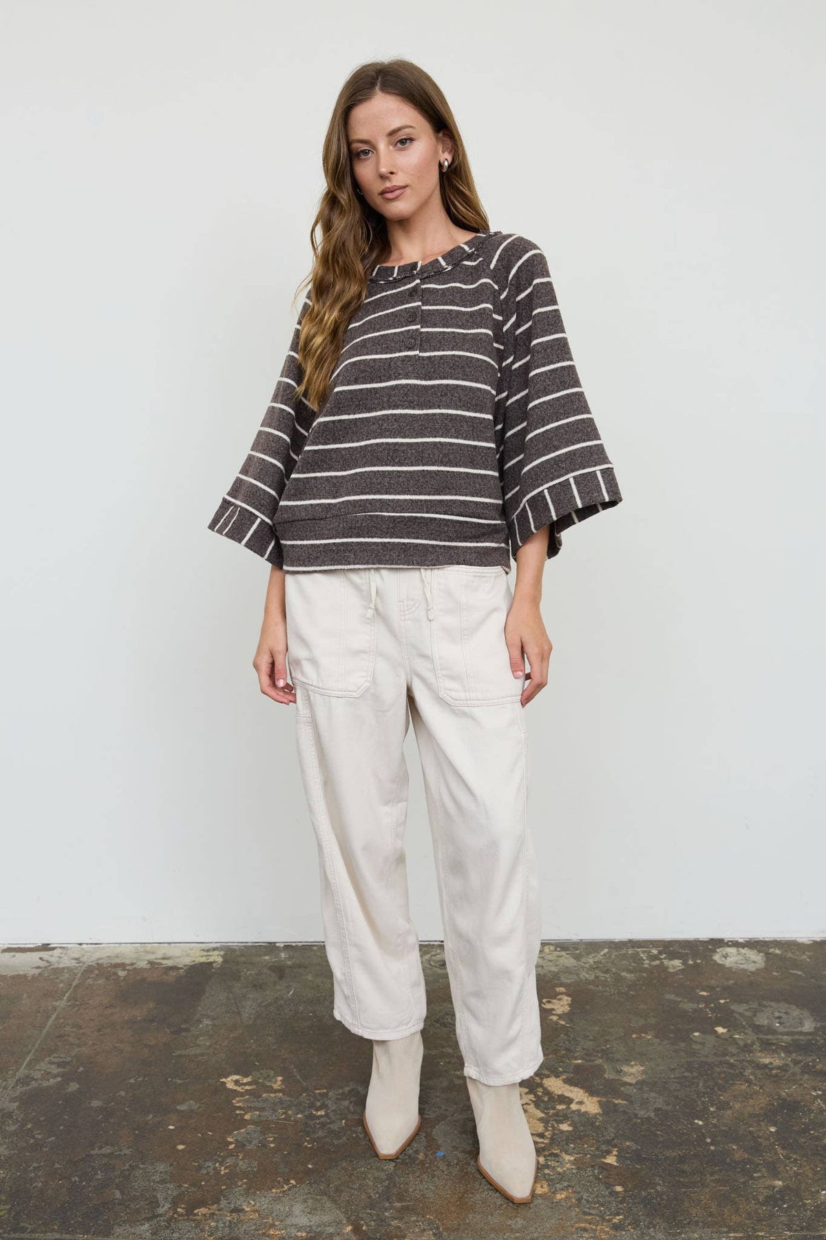 STRIPE HENLEY WIDE SLEEVE/Drk Brown