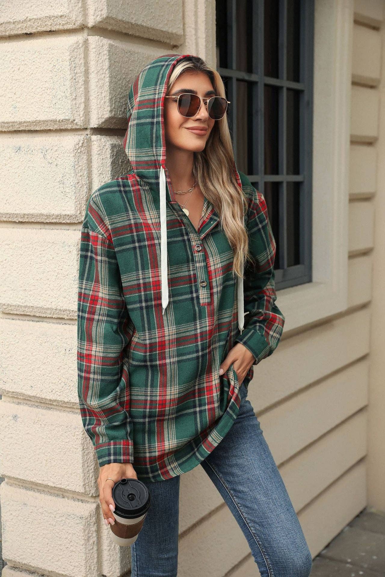 RED. GREEN. PLAID FLANNEL PULLOVER
