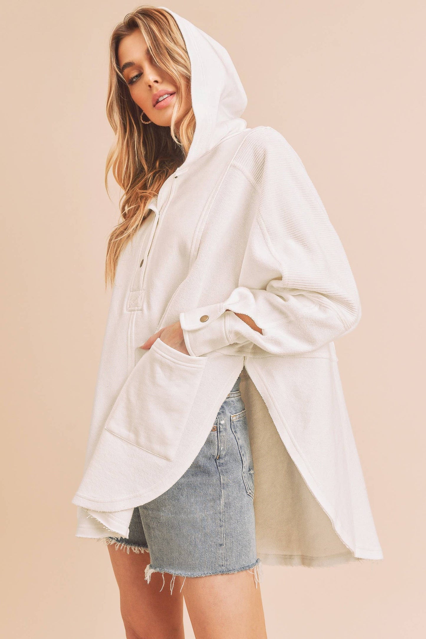Dove Pullover/ Creamy White