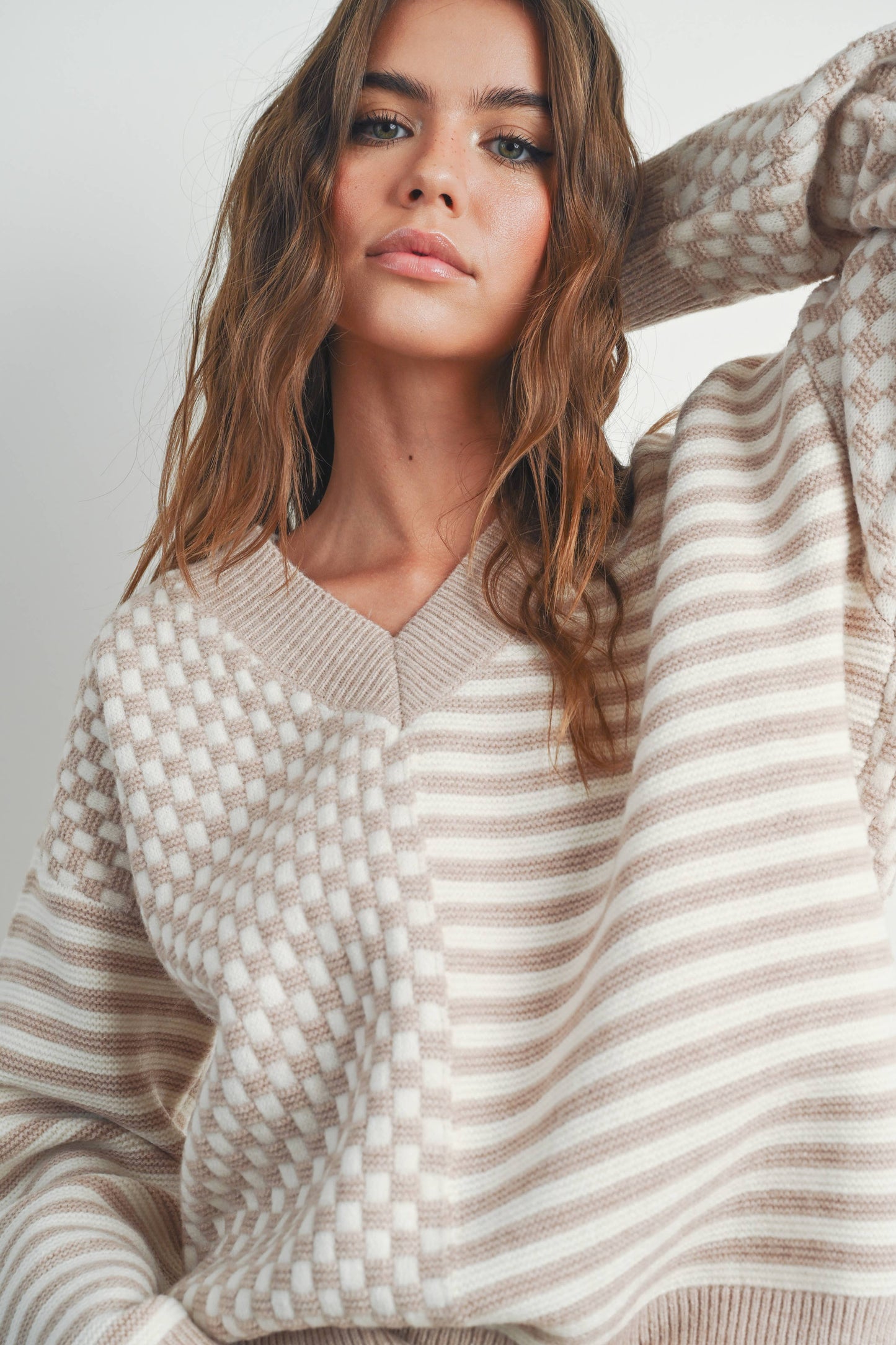 FRENCHY CHECKED SWEATER