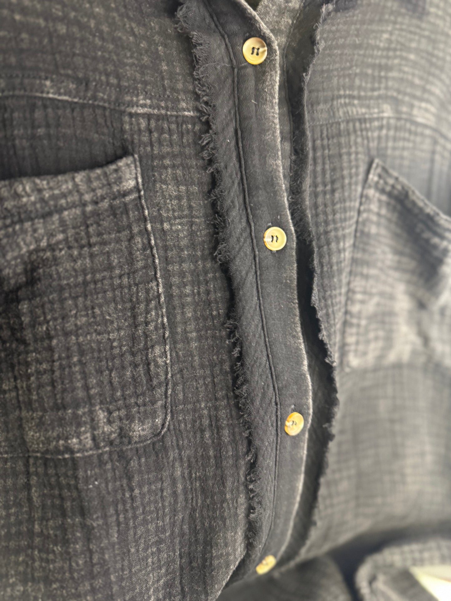 Mineral Washed Shirt/Black