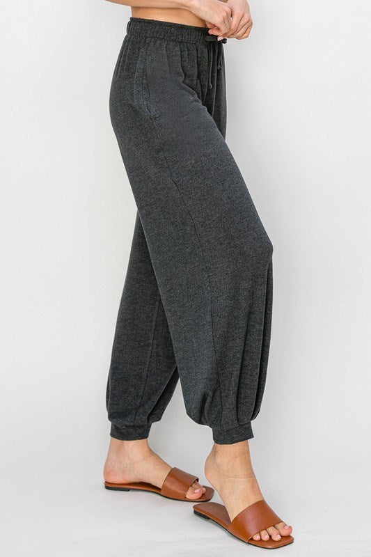 ULTRA SOFT RISEN JOGGER