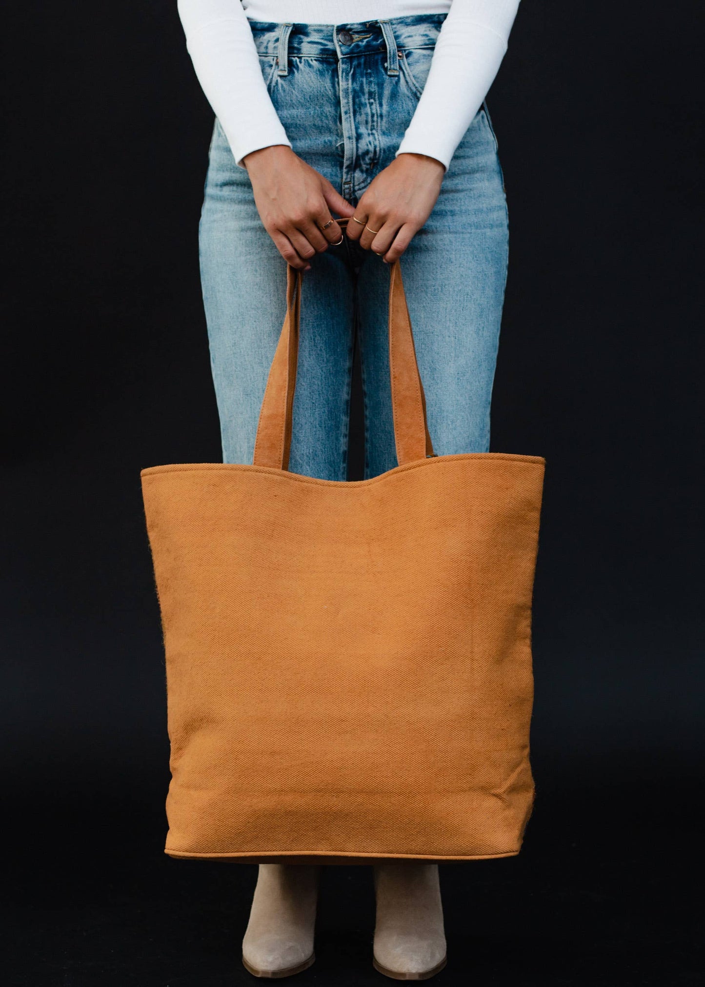Brwn,red,Aztec Tote