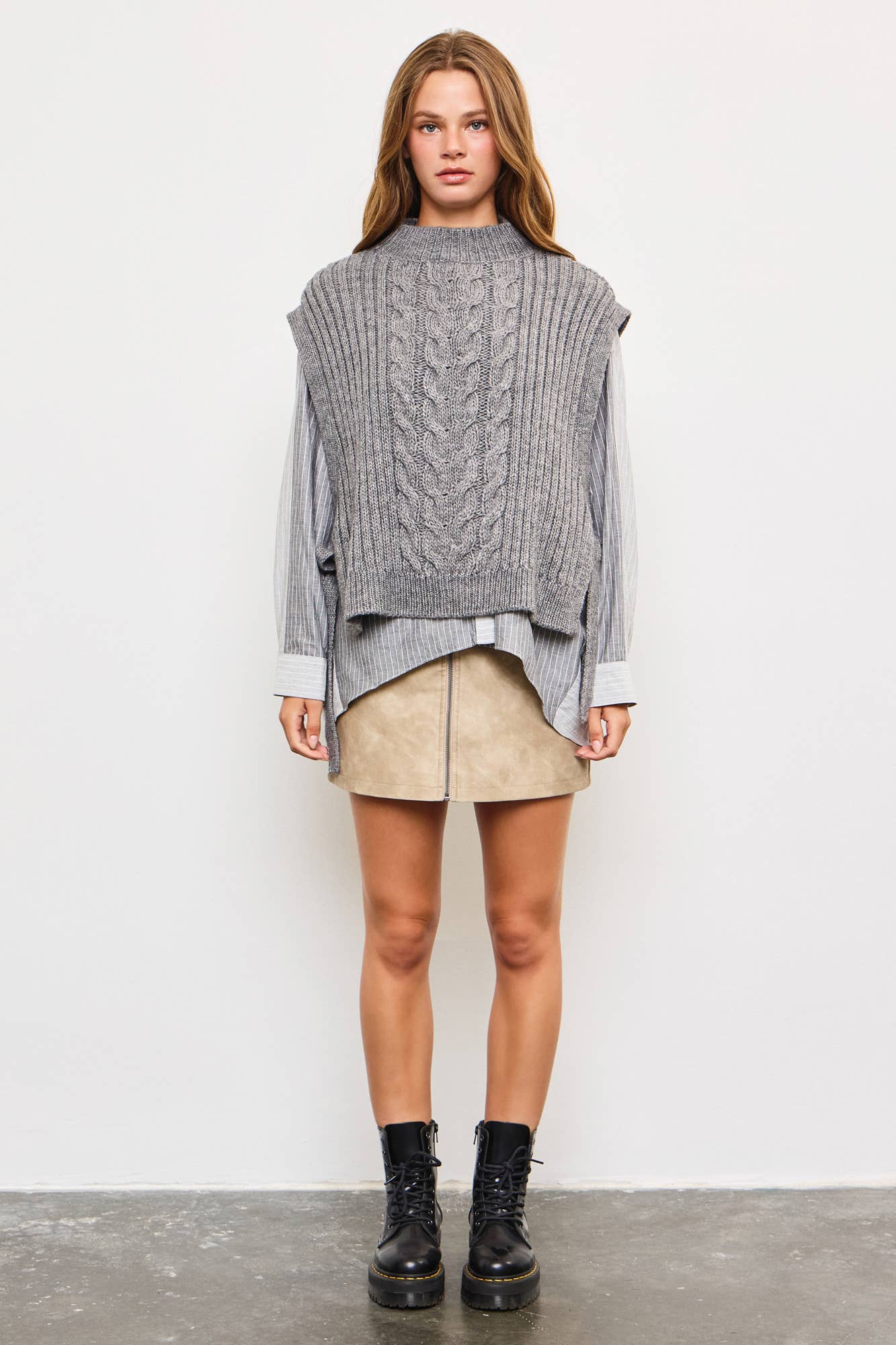 SPLIT SIDE TIE SWEATER VEST