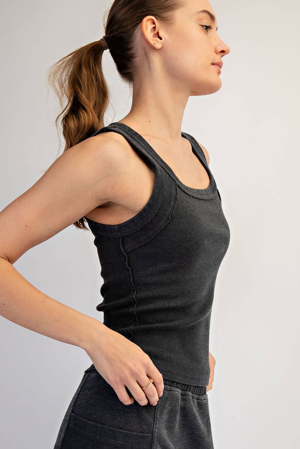 MINERAL RIB TANK/black