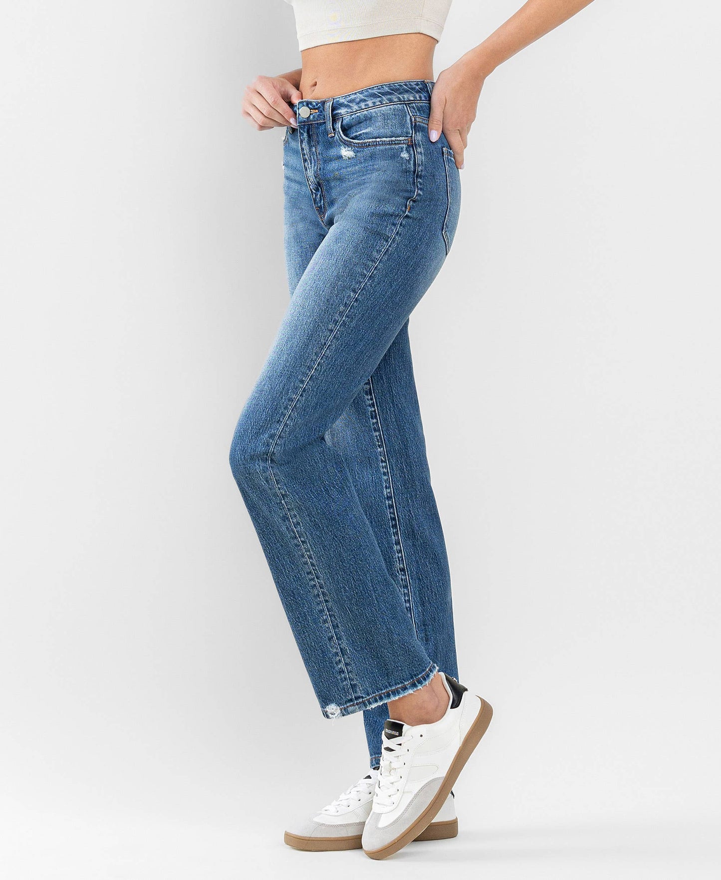 HIGH RISE RELAXED STRAIGHT JEANS