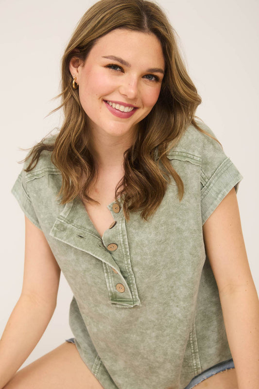 SHORT SLEEVE HENLEY-Olive