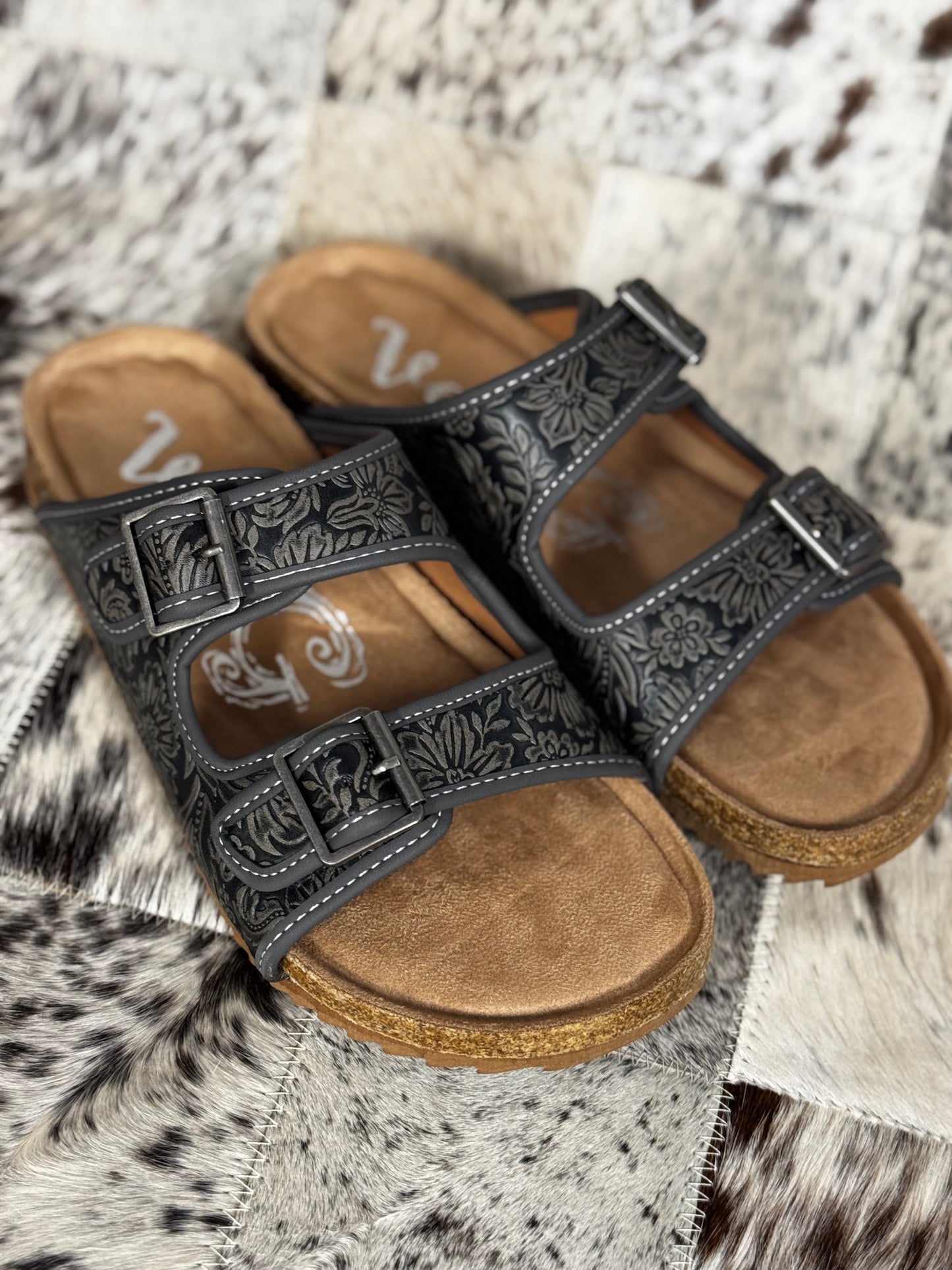 Tooled Leather Sandal Grey