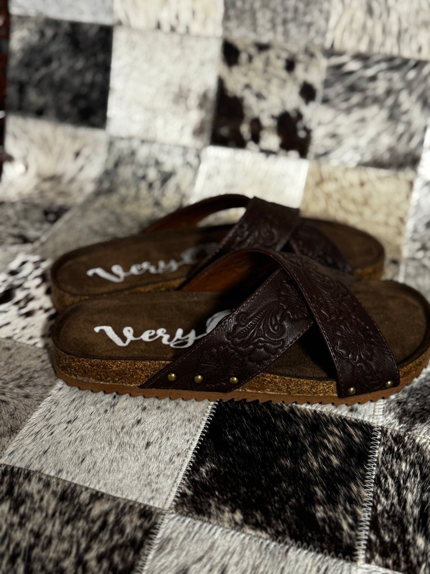 Cross Strap Sandal: Brown