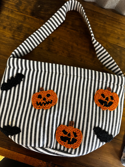Beaded Bucket Bag/Pumpkin