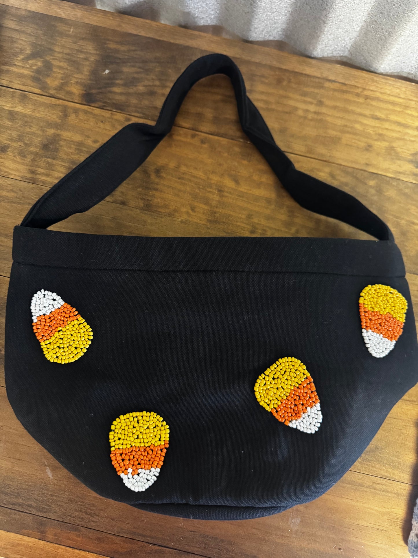 Beaded Bucket Bag/Candy Corn