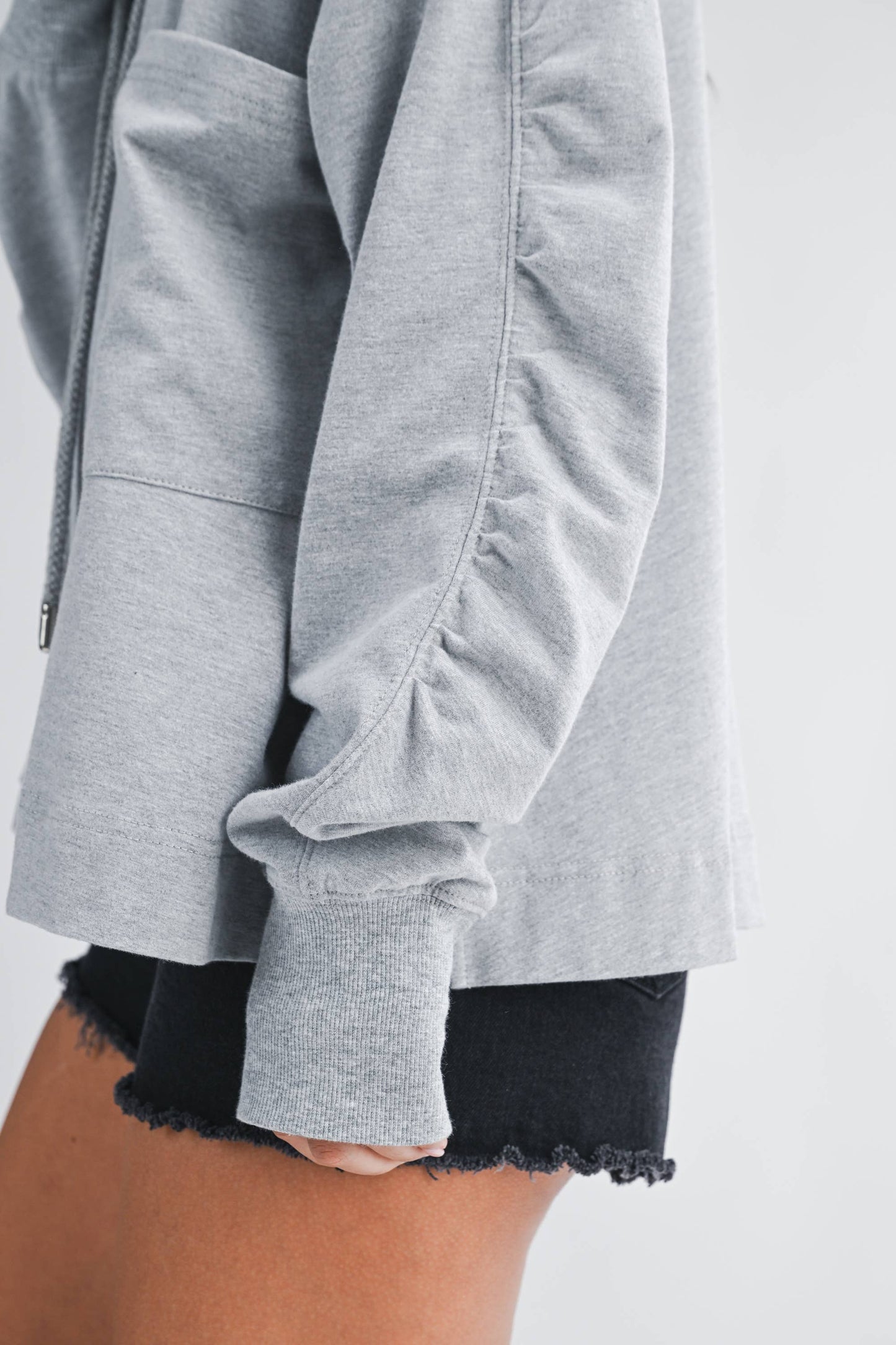 Relaxed Pocket Hoodie/Heather Gray