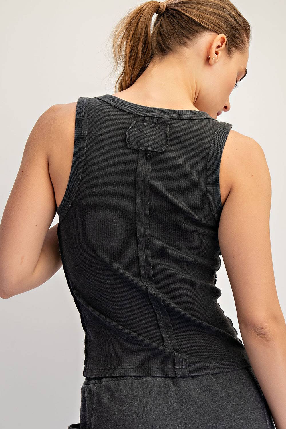 MINERAL RIB TANK/black