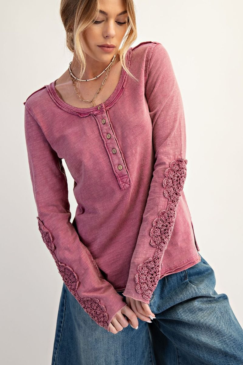 Crochet Lace Slub Top/Magenta