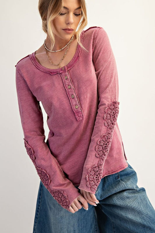Crochet Lace Slub Top/Magenta
